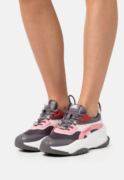 Steve Madden Belissimo - Sneakers Laag - Black/Fuchsia